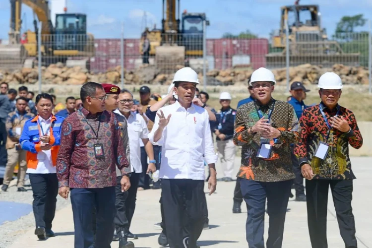 Ket. Foto: Tingkat Kepuasan Publik terhadap Presiden Jokowi Dikabarkan Menurun
