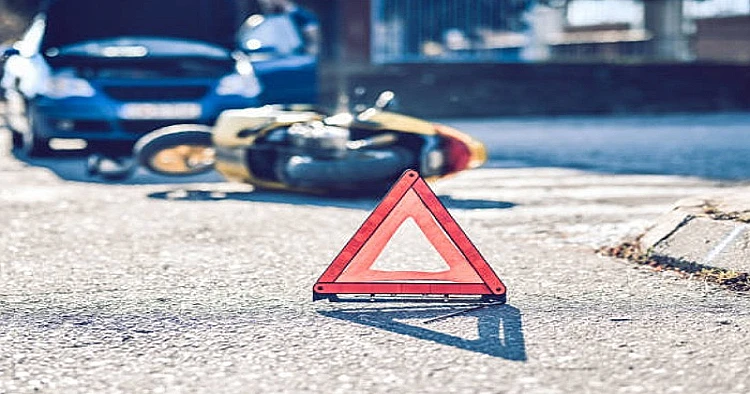 Kecelakaan maut kembali terjadi di Kabupaten Madiun hingga menyebabkan seorang mahasiswi tewas