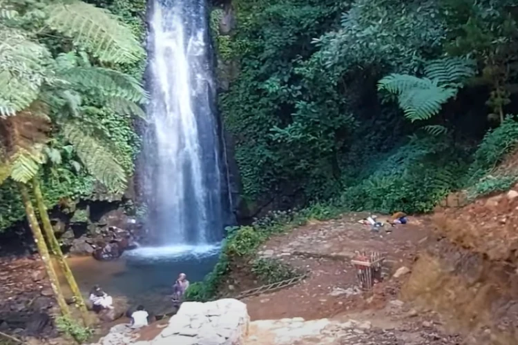 Ket Foto: Curug Cidulang Jonggol di Bogor