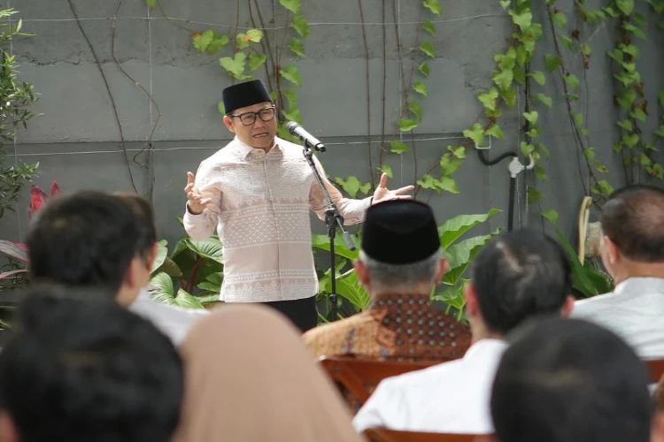 Ket. Foto: Cak Imin Menyampaikan Akan Ada Kejutan untuk Pilkada Jawa Timur