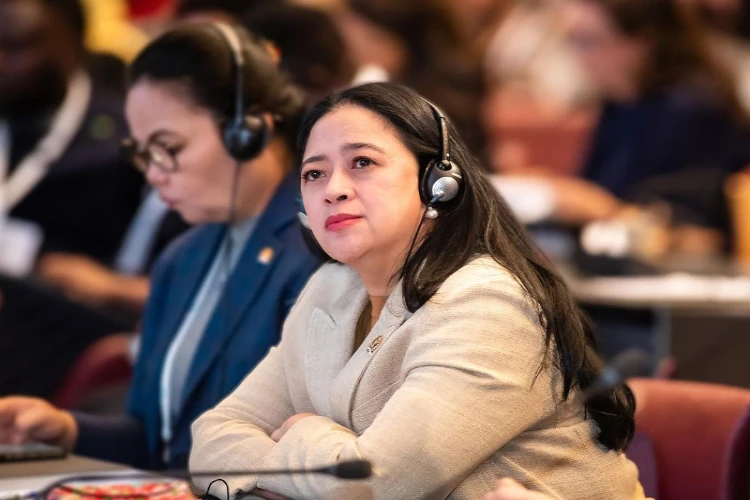 Ket. Foto: Puan Maharani Menyampaikan Perlindungan terhadap Hak Perempuan Harus Diatur Secara Rigid dalam Perjanjian Kerja