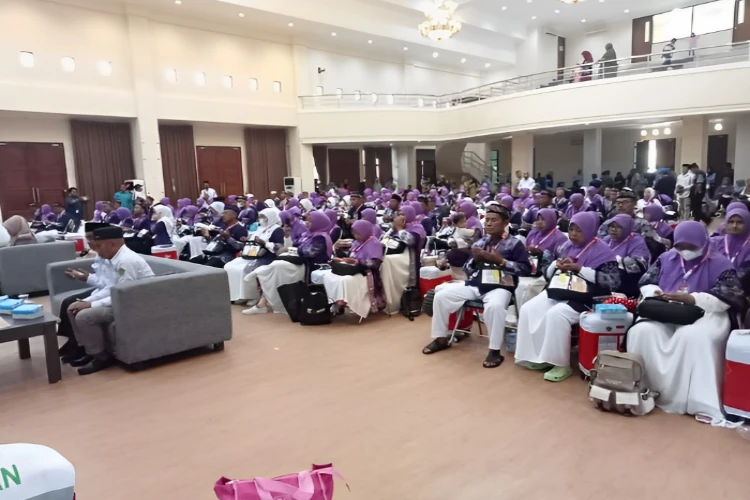 Ket. Foto: 125 Calon Haji Parigi Moutong Telah Siap untuk Diberangkatkan ke Tanah Suci
