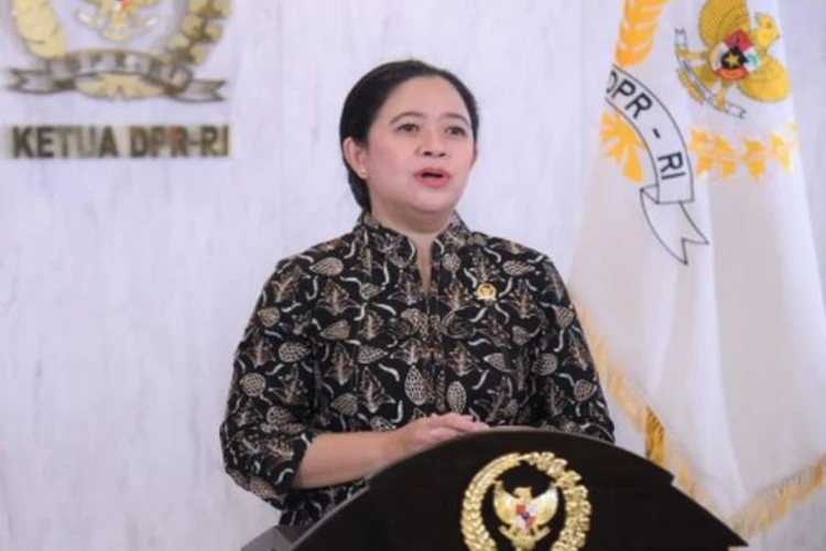Begini tanggapan Ketua DPR Puan Maharani atas desakan Jokowi, tekankan pentingnya proses legislasi yang mendalam dan tidak terburu-buru.