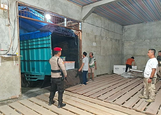 Ket. Foto: Sebanyak 343 Personel Dikerahkan Polres Tojo Una-Una untuk Amankan Tahapan Rekapitulkasi Suara Pilkada