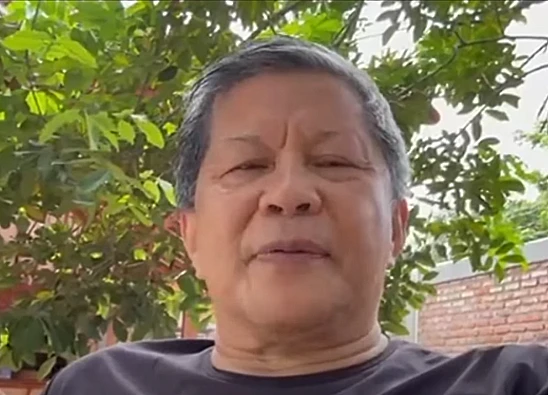 Tangkap layar pengamat politik, Rocky Gerung ketika mengomentari kabar tentang Jokowi