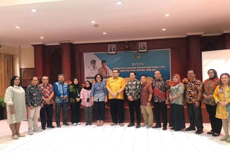 Ket. Foto: PJ Bupati Parigi Moutong Mengatakan Jika Masih Ada Data Dukung yang Tidak Dapat Dipenuhi