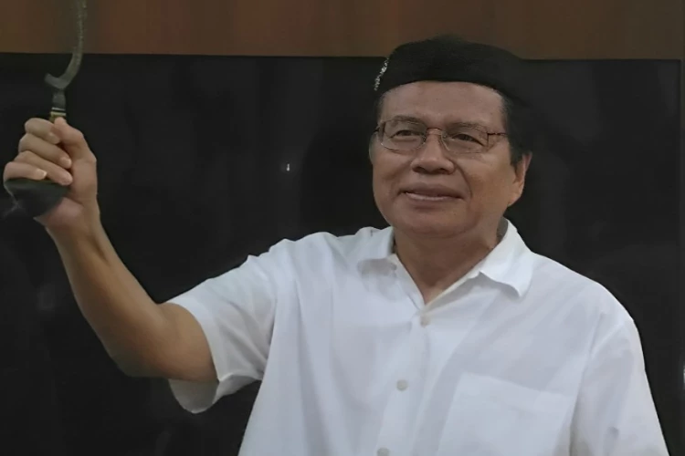 Ket. Foto: Sejumlah Tokoh Penting Dikabarkan Melayat ke Rumah Duka Rizal Ramli (Foto/X/@Javaz_Bram4)