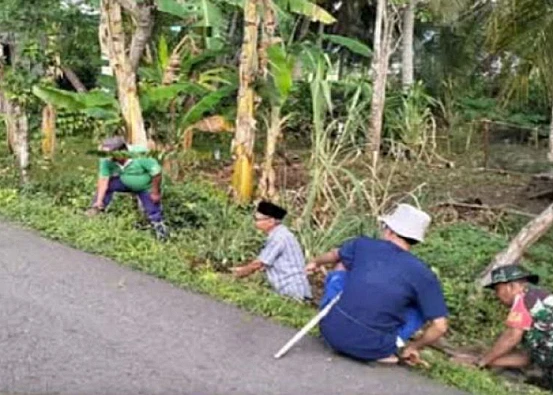 Ket. Foto: Kodim 1418 Mamuju Memberikan Edukasi kepada Masyarakat