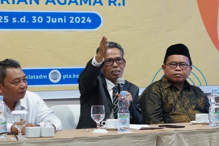 Ket. Foto: Menurut Rektor UIN Datokarama Palu Menyampaikan Guru Tidak Boleh Tertinggal dari Perubahan
