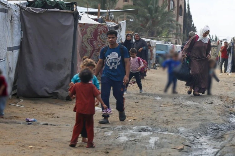 Ket. Foto: Pasukan Komando Angkatan Laut yang Diduga Merupakan Orang Penjajah Israel Menculik Seorang Pelaut Lebanon