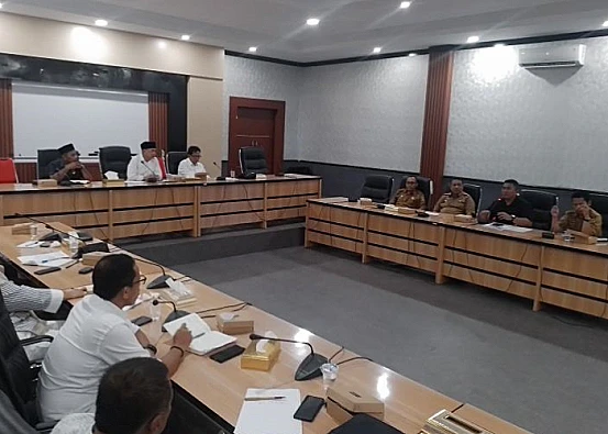 Ket. Foto: DPRD Sulteng Memanggil KPU Sulawesi Tengah Terkait Rendahnya Partisipasi Pemilih di Pilkada Tahun 2024