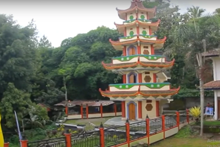 Ket Foto: Vihara Veluvana dengan Kemegahan Bangunannya yang Memukau