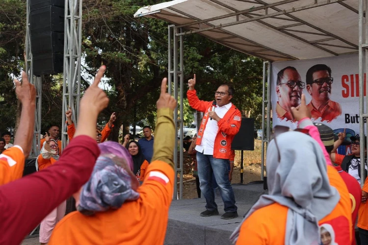 Ket. Foto: Danny Pomanto Mengatakan Pesta Demokrasi Bukanlah Ajang untuk Saling Adu Kekuatan Uang