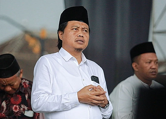 Potret Gus Yusuf yang baru-baru ini menjelaskan kronologi terkait video viral yang memperlihatkan Gus Miftah menghina penjual es teh