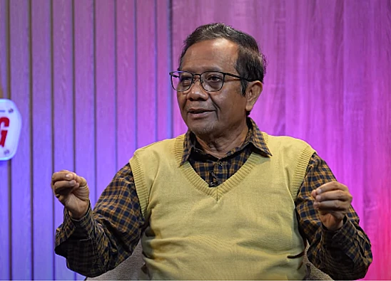Tangkap layar video Mahfud MD ketika bicara di talkshow Terung Terang channel YouTube Mahfud MD Official