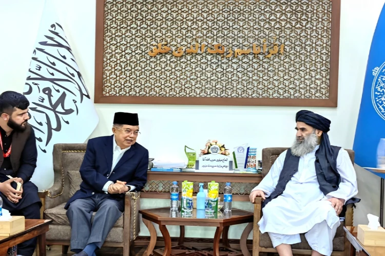 Ket. Foto: Jusuf Kalla Menyatakan Akan Mengundang Beberapa Ahli Pendidikan Afghanistan untuk Memperbaiki Kurikulum Pendidikan