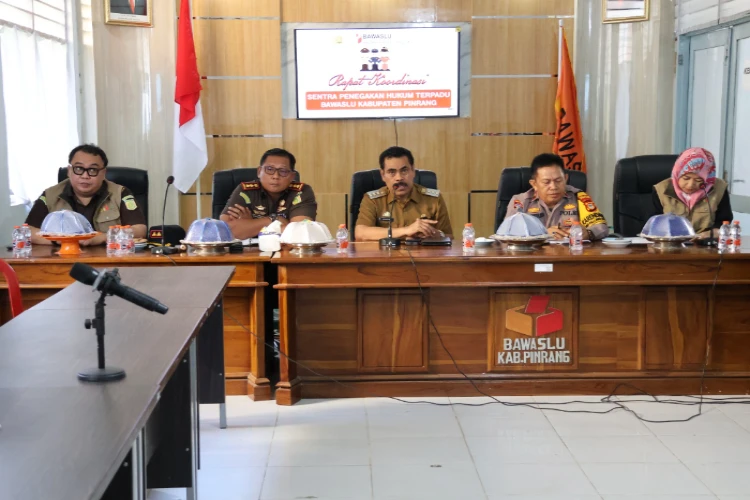 Ket. Foto: Pj Bupati Pinrang Mengikuti Rapat Koordinasi Sentra Penegakan Hukum Terpadu
