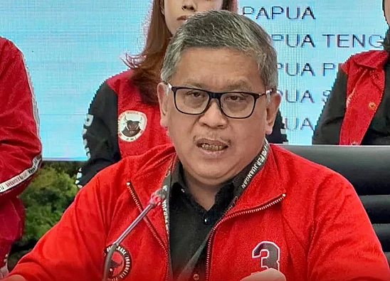 Potret sekjen PDI Perjuangan, Hasto Kritiyanto yang mengungkapkan alas an PDIP berencana pecat 27 kadernya