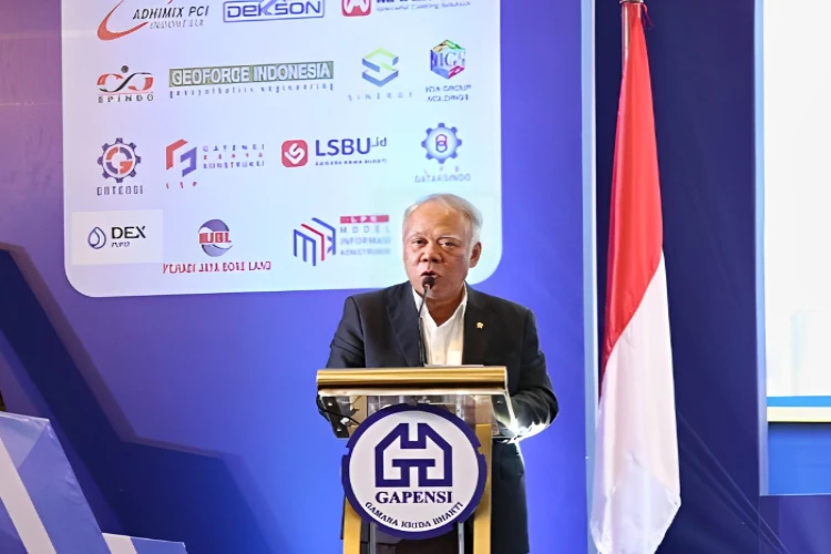 Ket. Foto: Menteri PUPR Mendorong Pemanfaatan Sistem Informasi Jasa Konstruksi Terintegrasi