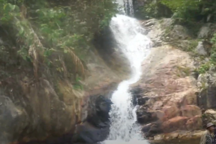Ket Foto: Air Terjun Telago Jando di Jambi