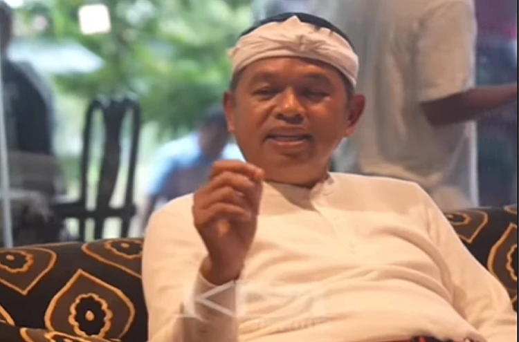 Tangkap layar video yang menampilkan Gubernur terpilih Jawa Barat, Dedi Mulyadi yang baru-baru ini jadi sorotan karena ingin hapus anggaran perjalanan luar negeri