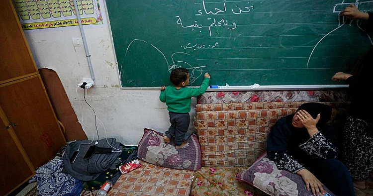 Ket. Foto: Sejumlah Warga Palestina Tewas dalam Serangkaian Serangan Penjajah Israel di Khan Younis