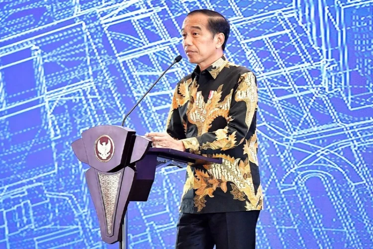 Ket. Foto: Presiden Jokowi Memerintahkan Beberapa Menteri untuk Menambah Jumlah Rest Area