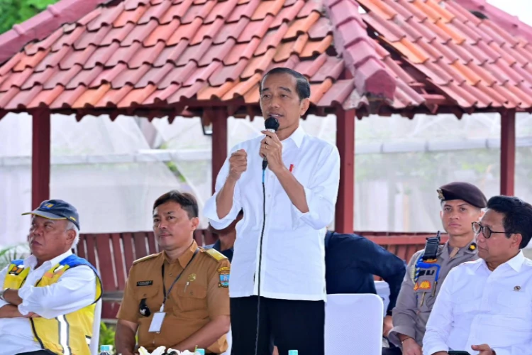 Ket. Foto: Presiden Jokowi Mengapresiasi Kondisi Terminal Pakupatan Serang Kini (Foto/X/@jokowi)