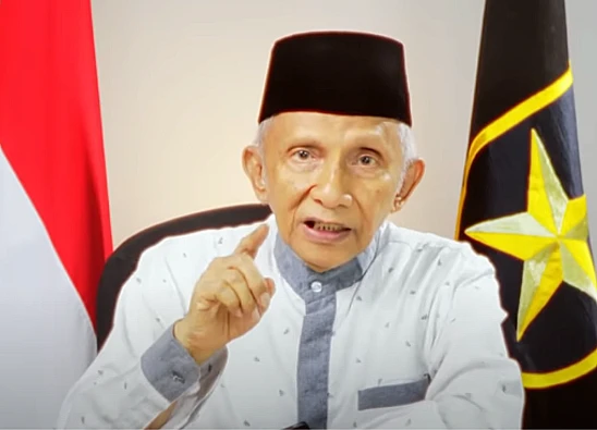 Tangkap layar video yang menampilkan Amien Rais ketika menyoroti penampilan Jokowi baru-baru ini