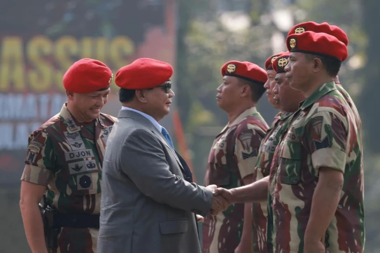 Ket. Foto: Prabowo Subianto Menyatakan Pembuatan Replika Istana Majapahit Merupakan Media Edukasi yang Tepat untuk Generasi Penerus