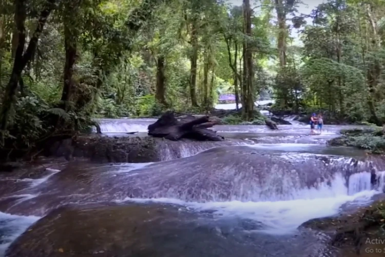 Ket Foto: Air Terjun Tujuh Bidadari