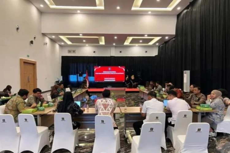 Ket. Foto: Kanwil Kemenkumham Sulbar Memastikan Notaris di Sulawesi Barat Tetap Mutakhir dan Terintegrasi