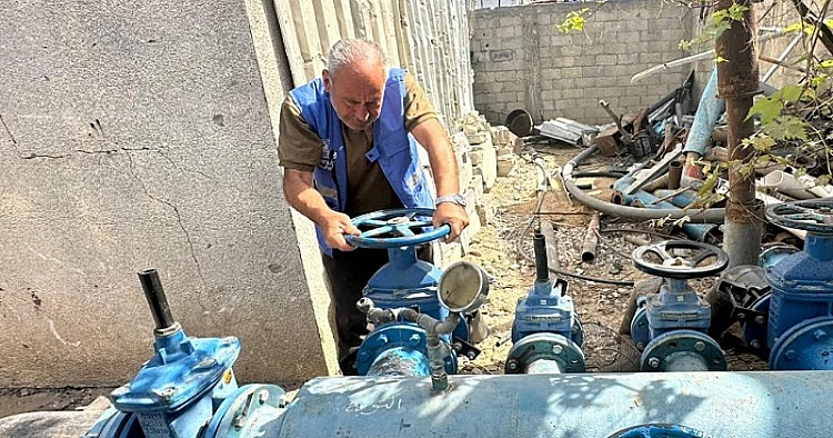 Ket. Foto: Pasukan Penjajah Israel Membongkar Bangunan di Kamp Tulkarem untuk Hari Ketiga Berturut-Turut