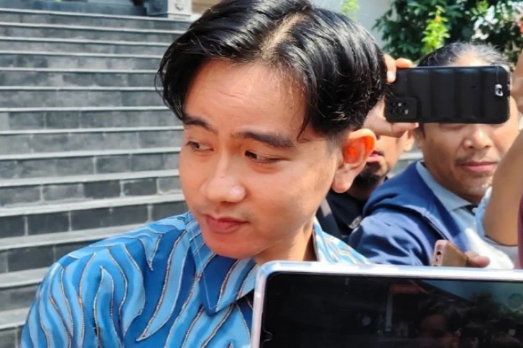 Ket. Foto: Disebutkan Gibran Menyampaikan Kaesang Harus Segera Bertemu dengan Puan untuk Membahas Kemungkinan Dirinya Maju di Pilkada