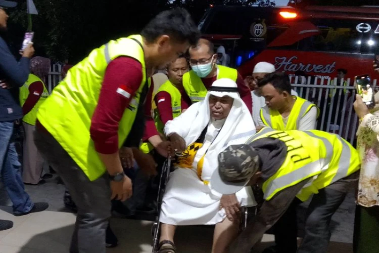 Ket. Foto: Kepulangan Jemaah Haji Kloter 9 dan 10 yang Berasal dari Poso, Morowali dan Palu Dilaksanakan dalam 4 Trip