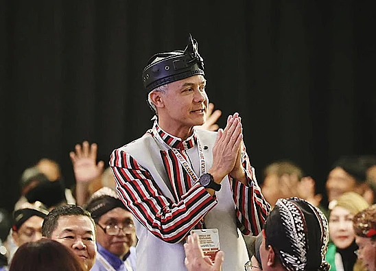 Foto mantan Gubernur Jawa Tengah, Ganjar Pranowo yang baru-baru ini beri ucapan selamat kepada Pramono Anung dan Rano Karno