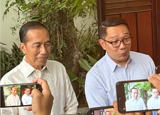 Tangkap layar video ketika calon gubernur Jakarta nomor urut 1, Ridwan Kamil bertemu dengan Jokowi