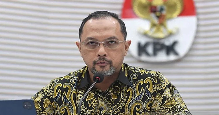 Potret Juru Bicara KPK Tessa Mahardika Sugiarto ketika memberikan keterangan pers
