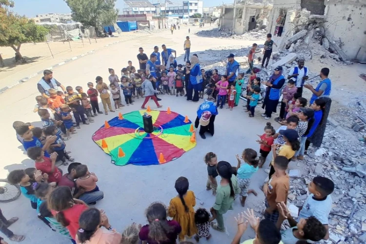 Ket. Foto: Sebuah Sekolah untuk Anak-Anak Palestina yang Dibangun dengan Bantuan Internasional Dilaporkan Dihancurkan oleh Otoritas Penjajah Israel