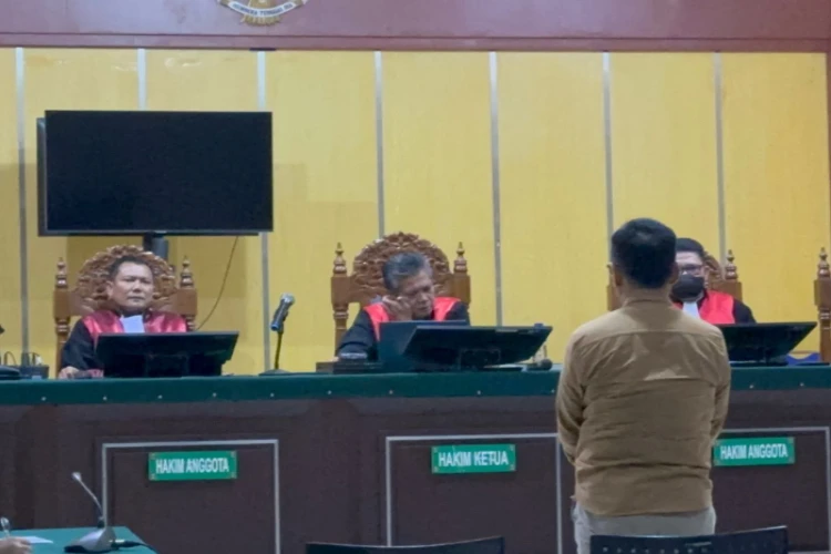 Ket. Foto: Mantan Rektor Universitas Tadulako Palu Divonis 1 Tahun Penjara