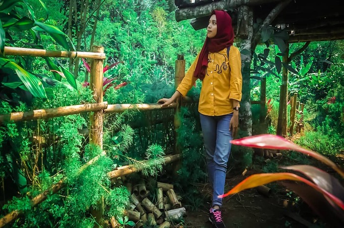 <p>Ket Foto: Pesona Pemandian Air Panas Segaran Probolinggo (Foto/Instagram/@meylia_hakim)</p>
