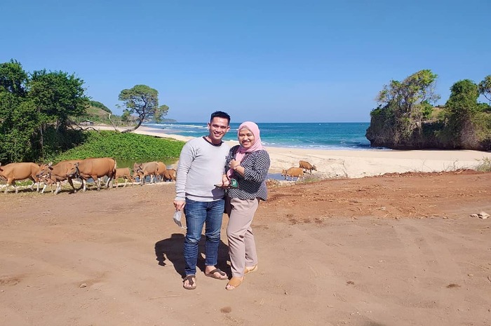 <p>Ket Foto: Pesona Pantai Leppu Labangka (Foto/Instagram/@edozoolkarnaen)</p>
