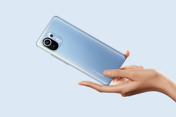 Ket. Foto: HP Xiaomi Mi 11 dan juga keunggulan (foto/website resmi Xiaomi)