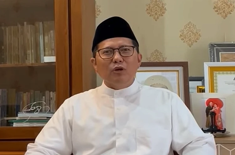Potret Ketua MUI, Cholil Nafis yang baru-baru ini menyoroti nominal gaji dosen di Indonesia