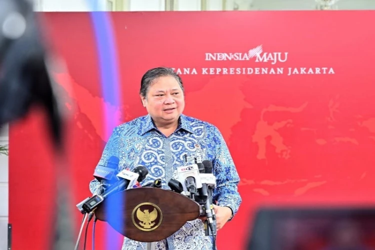 Ket. Foto: Airlangga Hartarto Menyatakan Presiden Jokowi dengan Partai Golkar Telah Sangat Dekat
