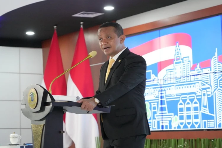 Ket. Foto: Menteri Investasi, Bahlil Lahadalia, Menyebutkan Akan Mudik ke Fakfak pada Hari Ini