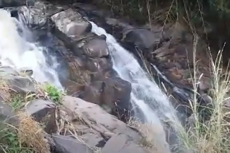 Ket Foto: Curug Cilutung di Majalengka