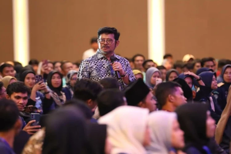 Ket. Foto: Syahrul Yasin Limpo Kembali Tidak Banyak Berbicara Terkait Pemeriksaannya di Bareskrim Polri (Foto/X/@Syahrul_YL)