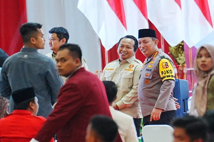 Ket. Foto: Kapolri Menyatakan Ramadhan Adalah Waktu yang Tepat untuk Mempererat Persatuan