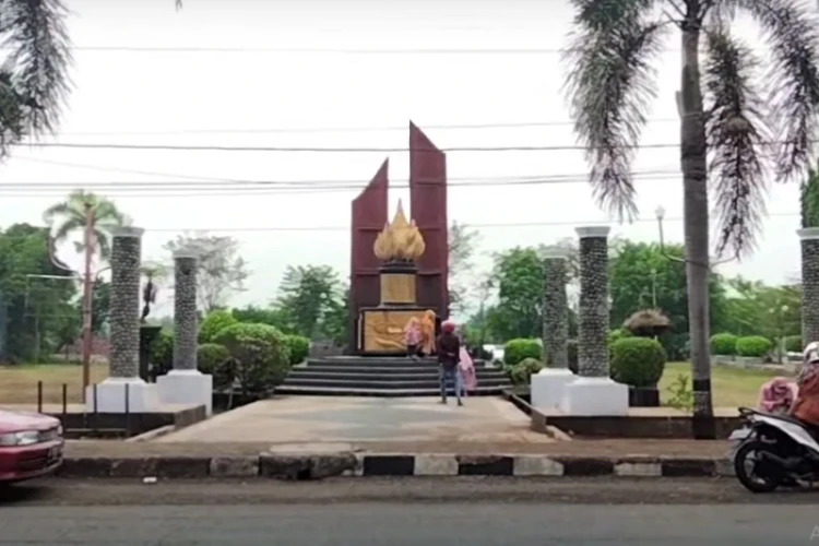 Ket Foto: Alun-alun Kroya